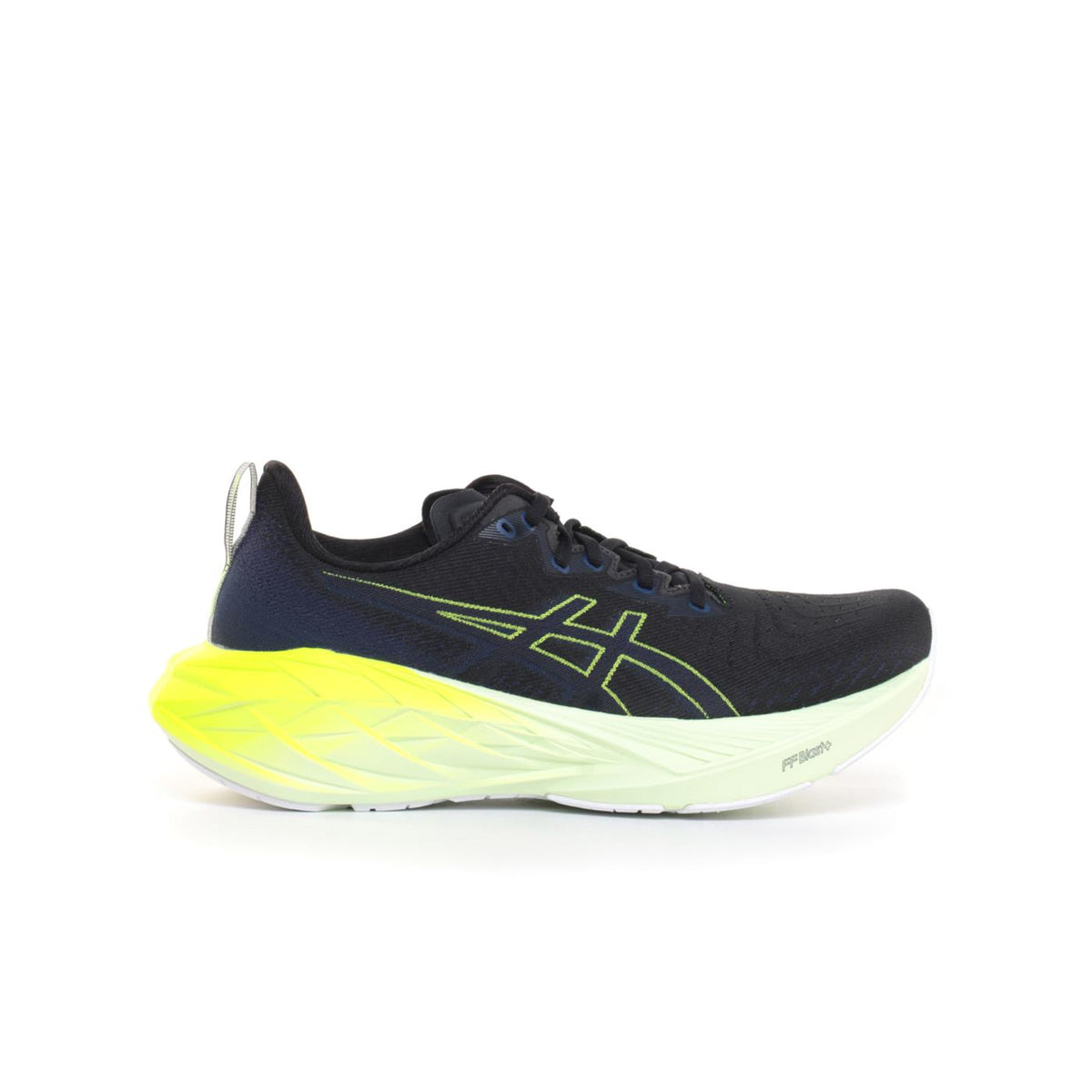 ASICS NOVABLAST 4