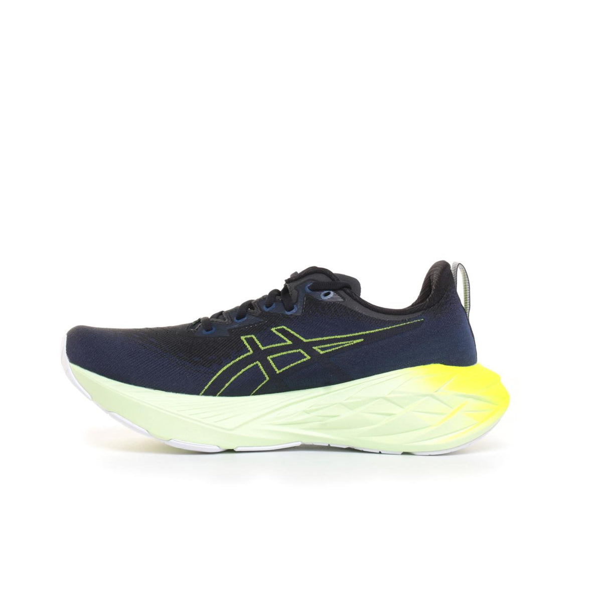 ASICS NOVABLAST 4