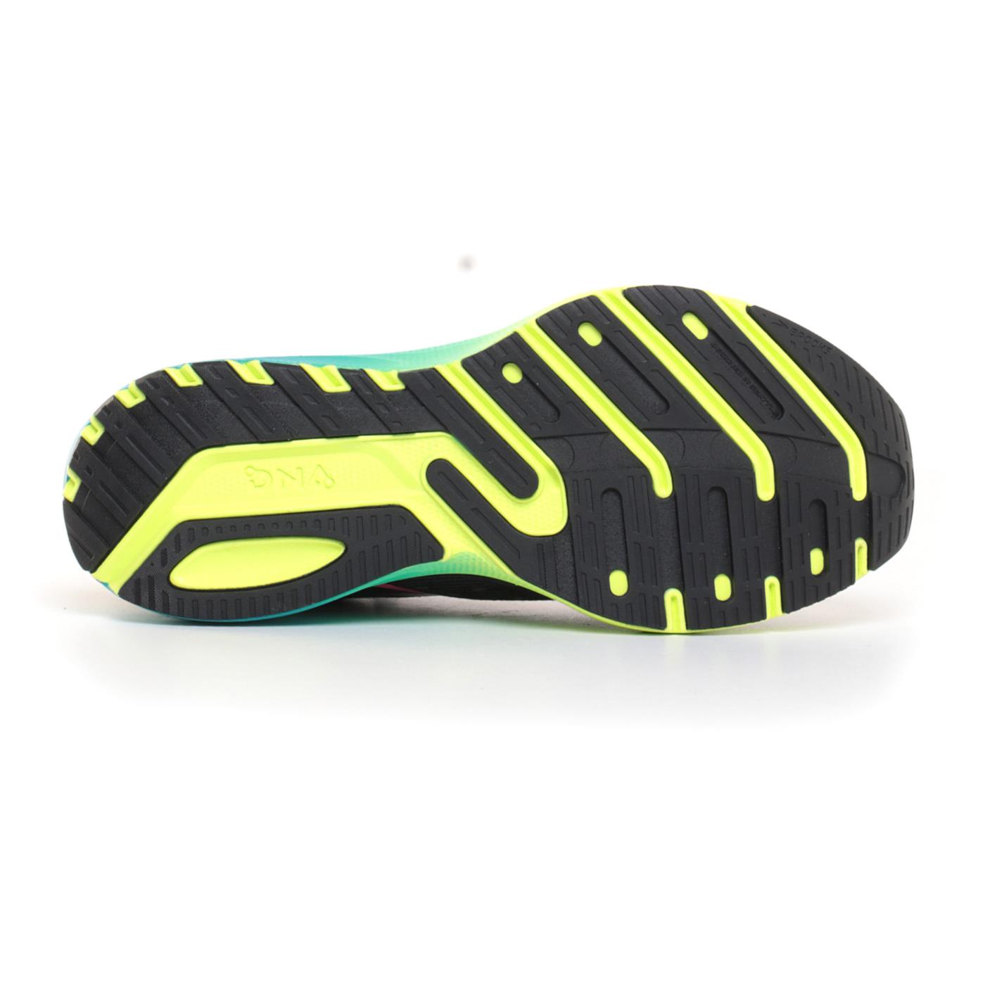 BROOKS LAUNCH 10 WOMAN