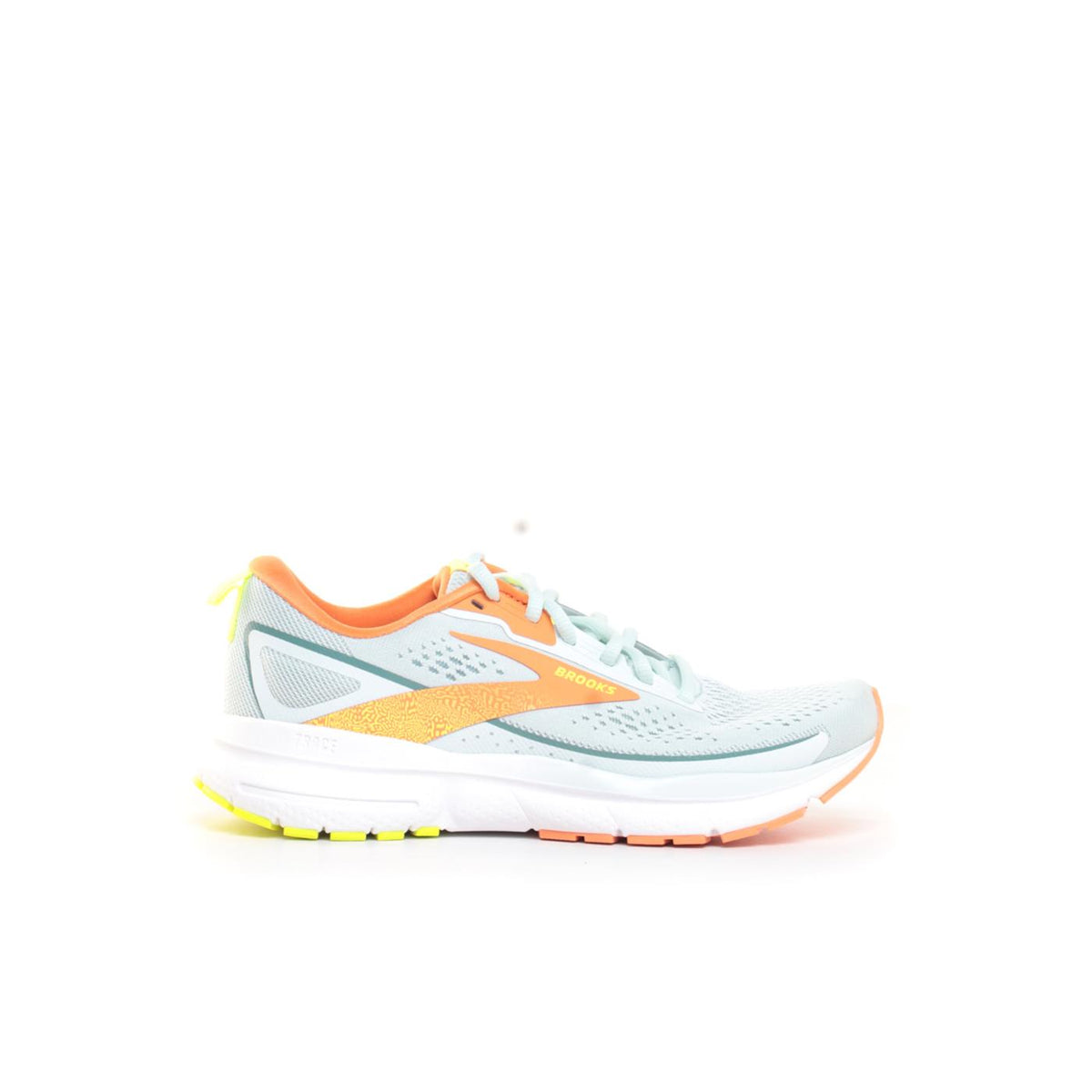 BROOKS TRACE 3 WOMAN