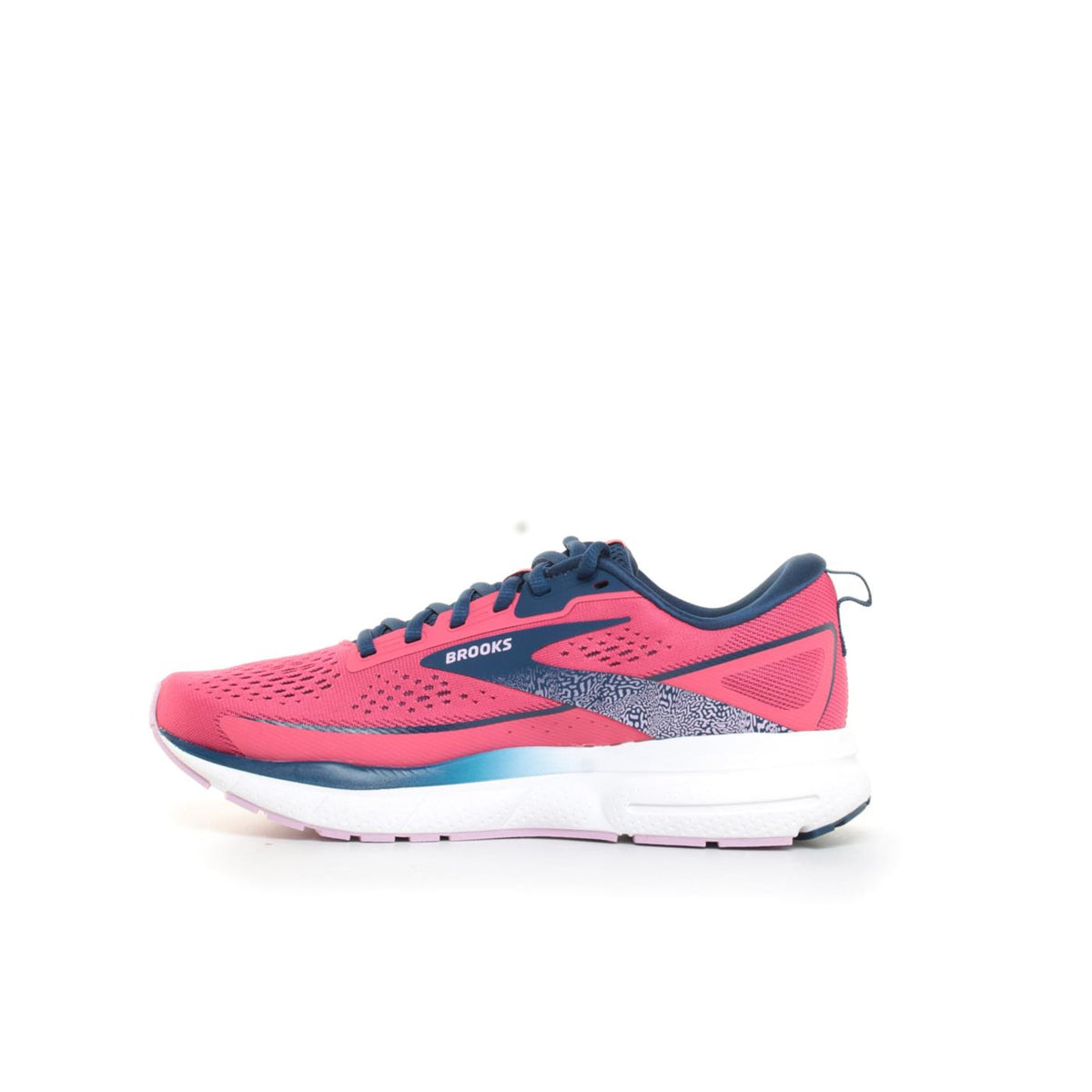 BROOKS TRACE 3 WOMAN