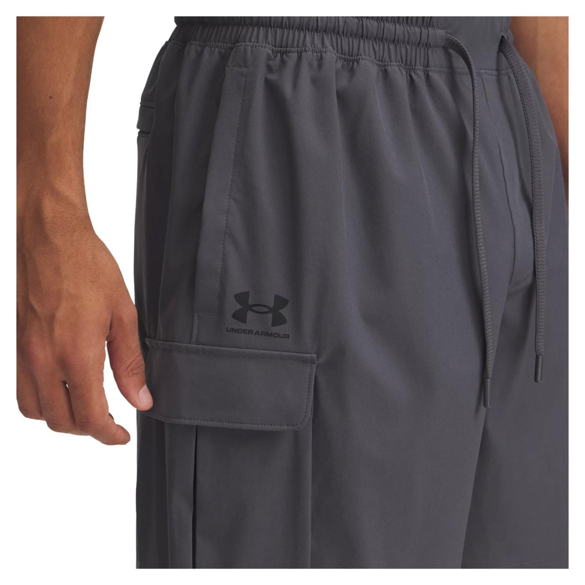 UNDER ARMOUR VIBE WOVEN CARGO SHORT