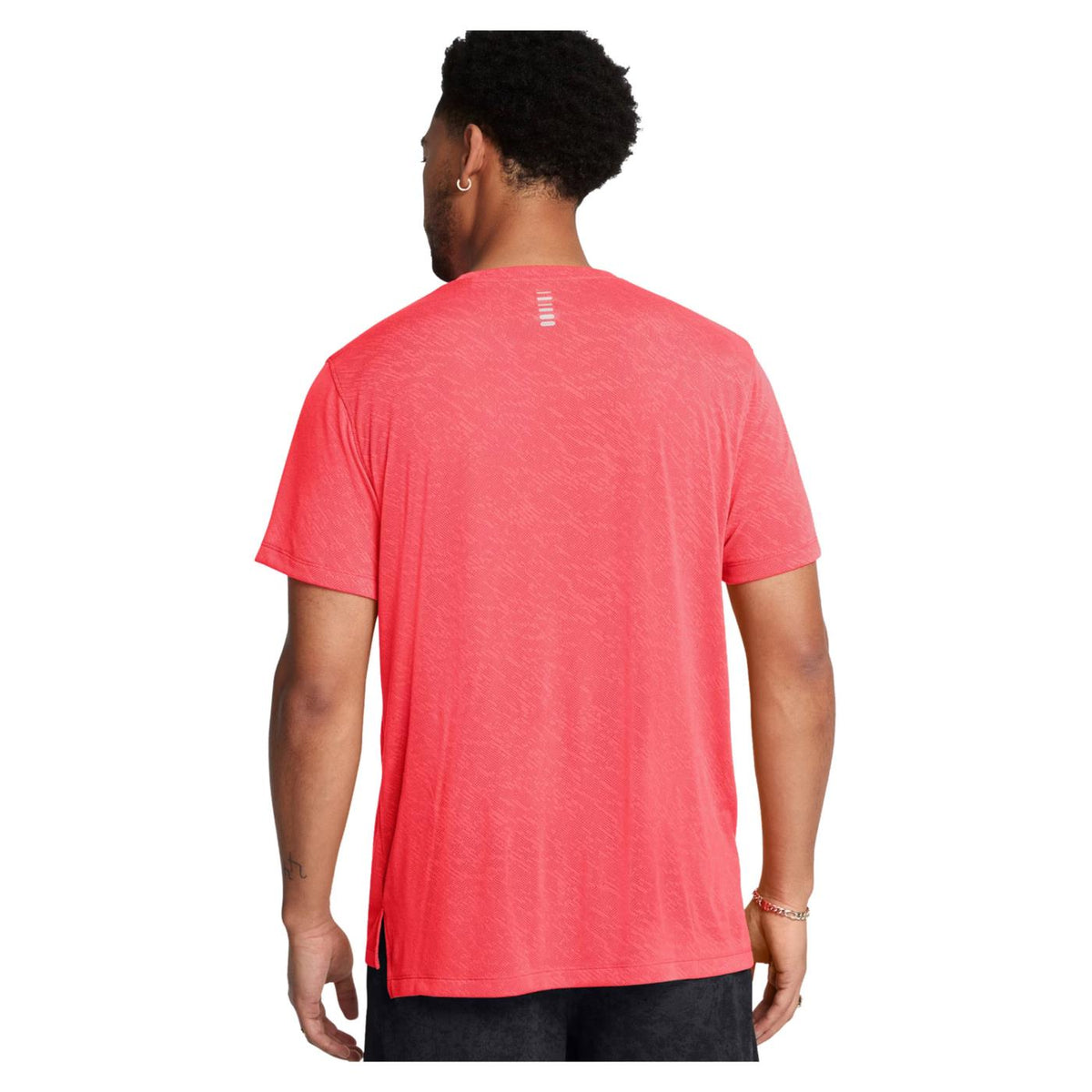 UNDER ARMOUR LAUNCH CAMO SS RUN TEE