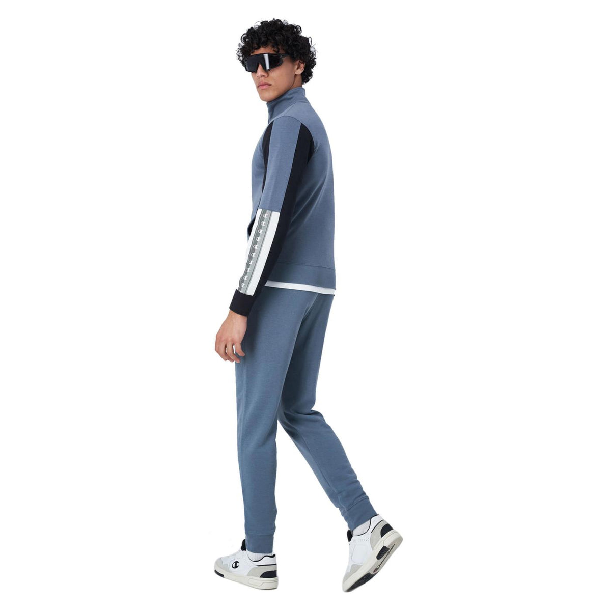CHAMPION SWEATSUIT