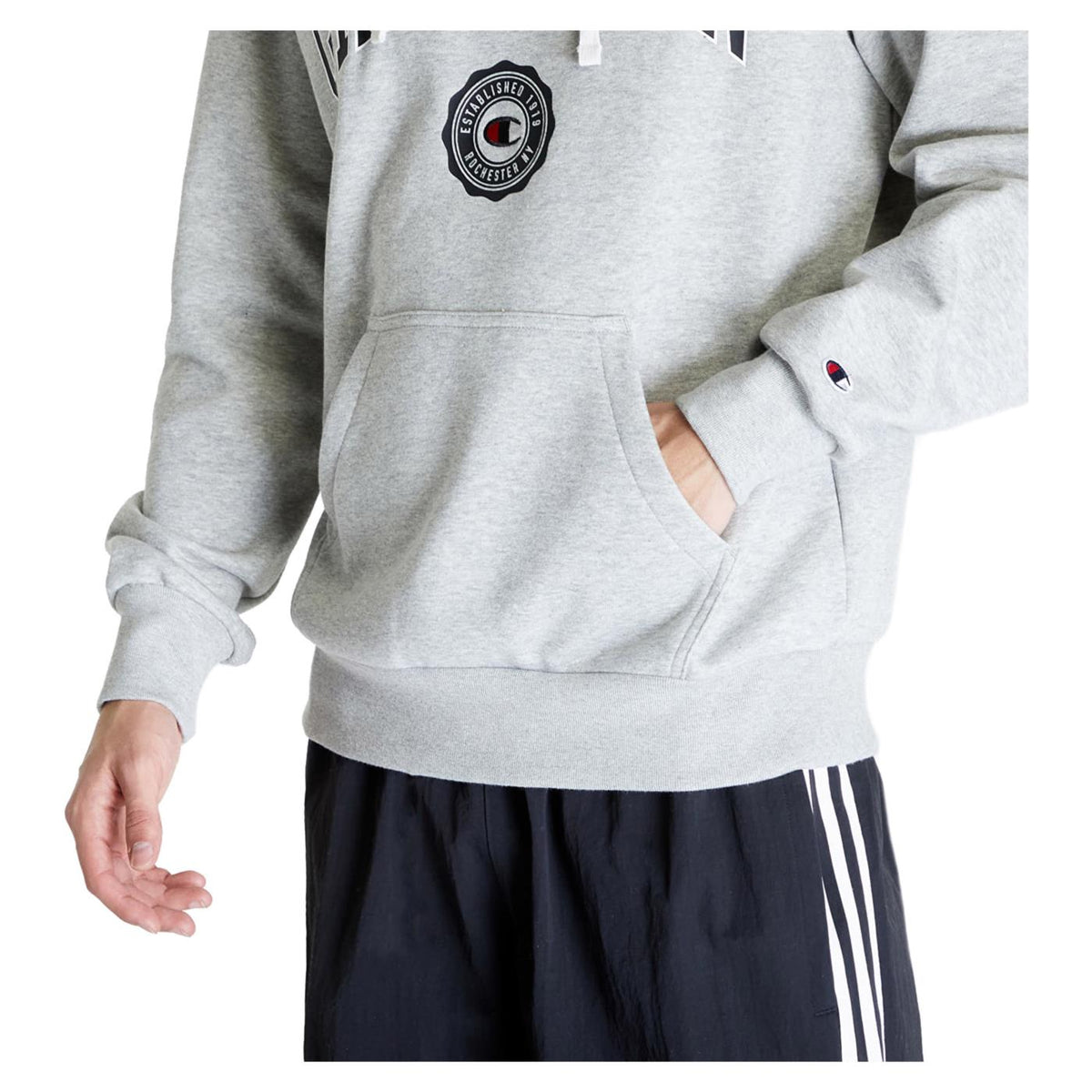 CHAMPION HOODED SWEATSHIRT