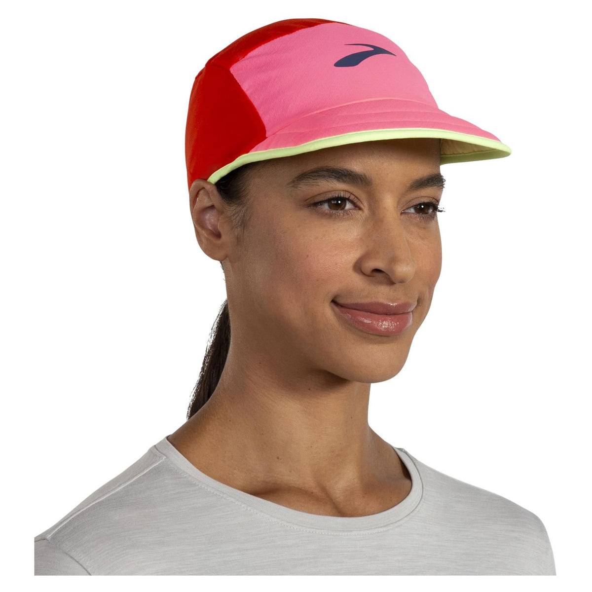 BROOKS LIGHTWEIGHT PACKABLE HAT - seconda immagine