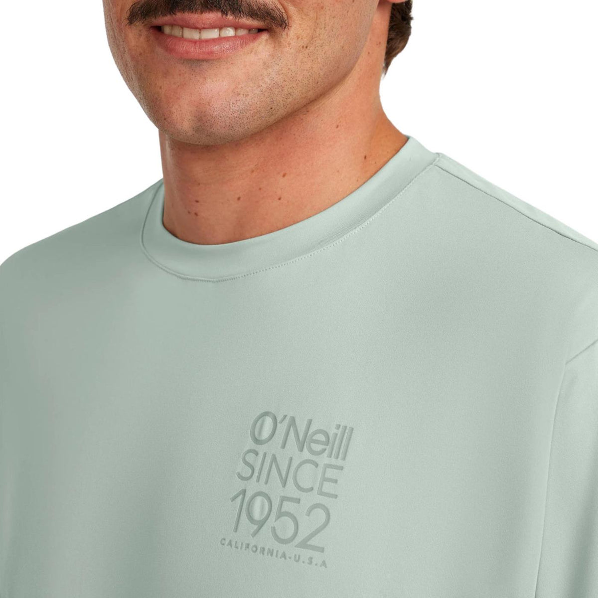 O'NEILL HYBRID UPF BACK PRINT TEE - Verde - vista 3