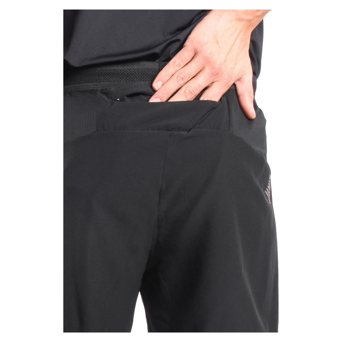 EMPORIO ARMANI 7 EA7 VENTUS7 TOP PERFORM SHORT