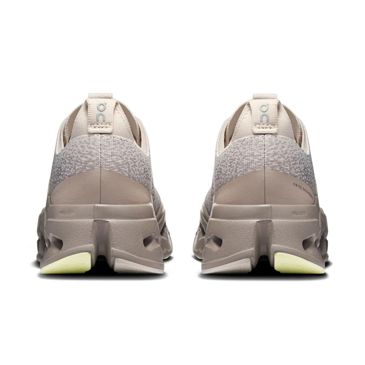 ON CLOUDSURFER MAX WOMAN - Beige - vista 4
