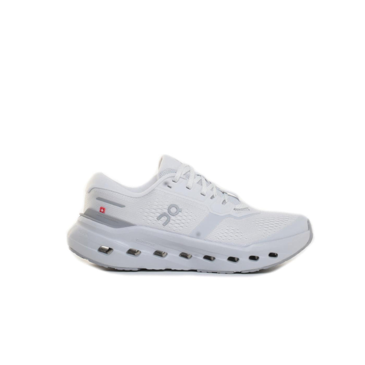 ON CLOUDRUNNER 3 WOMAN