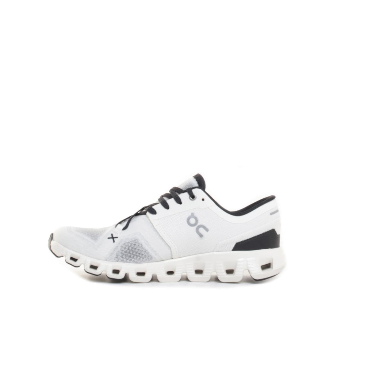 ON CLOUD X 3 WOMAN