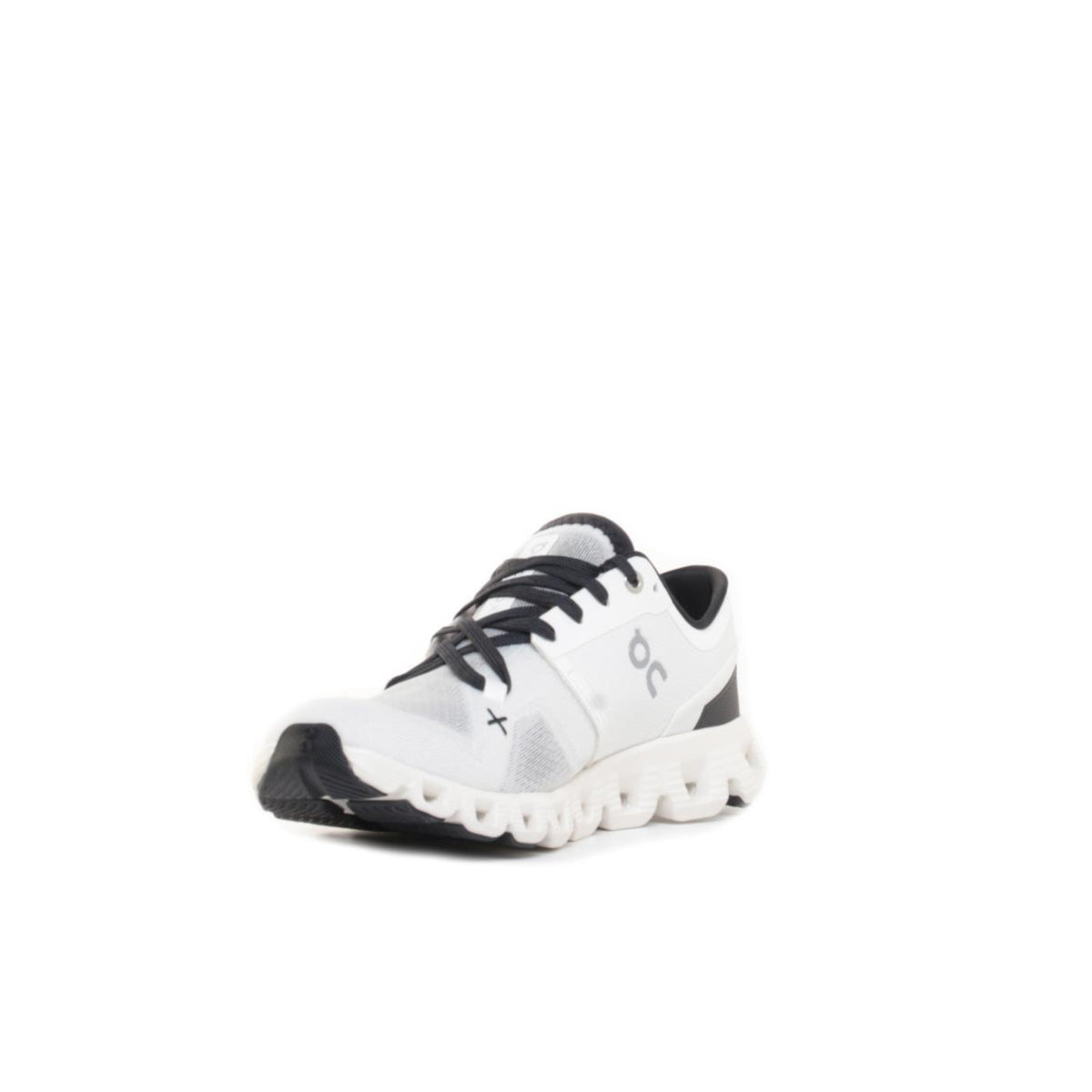 ON CLOUD X 3 WOMAN