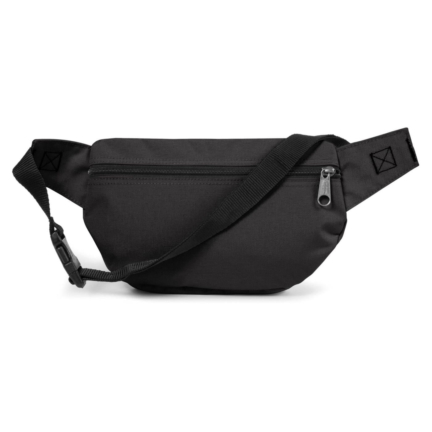 EASTPAK DOGGY BAG BLACK
