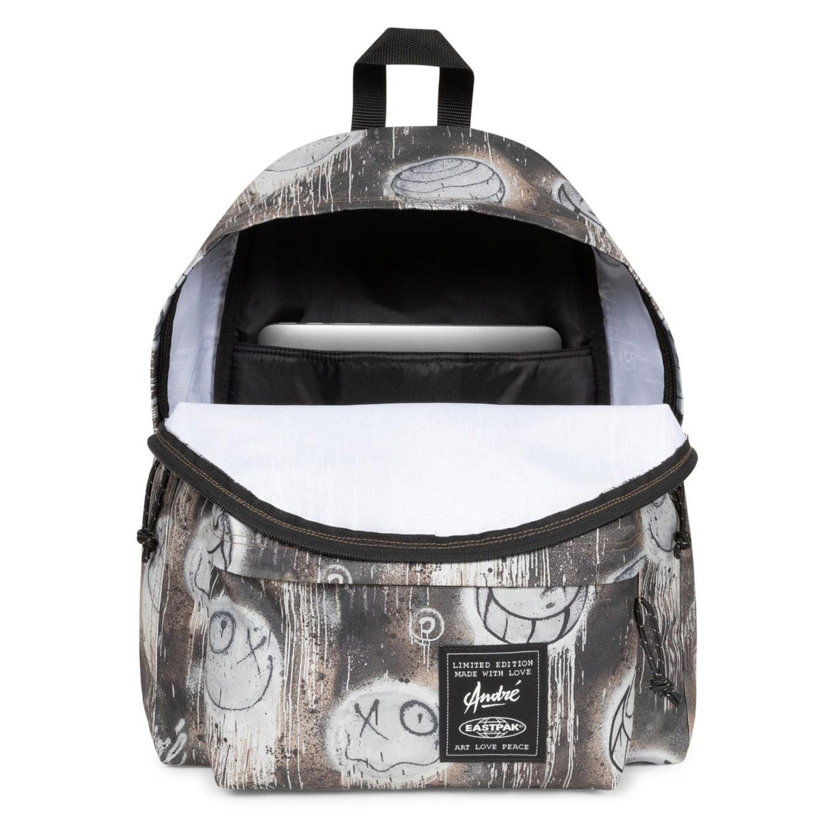 EASTPAK DAY PAK'R IN THE MAZE