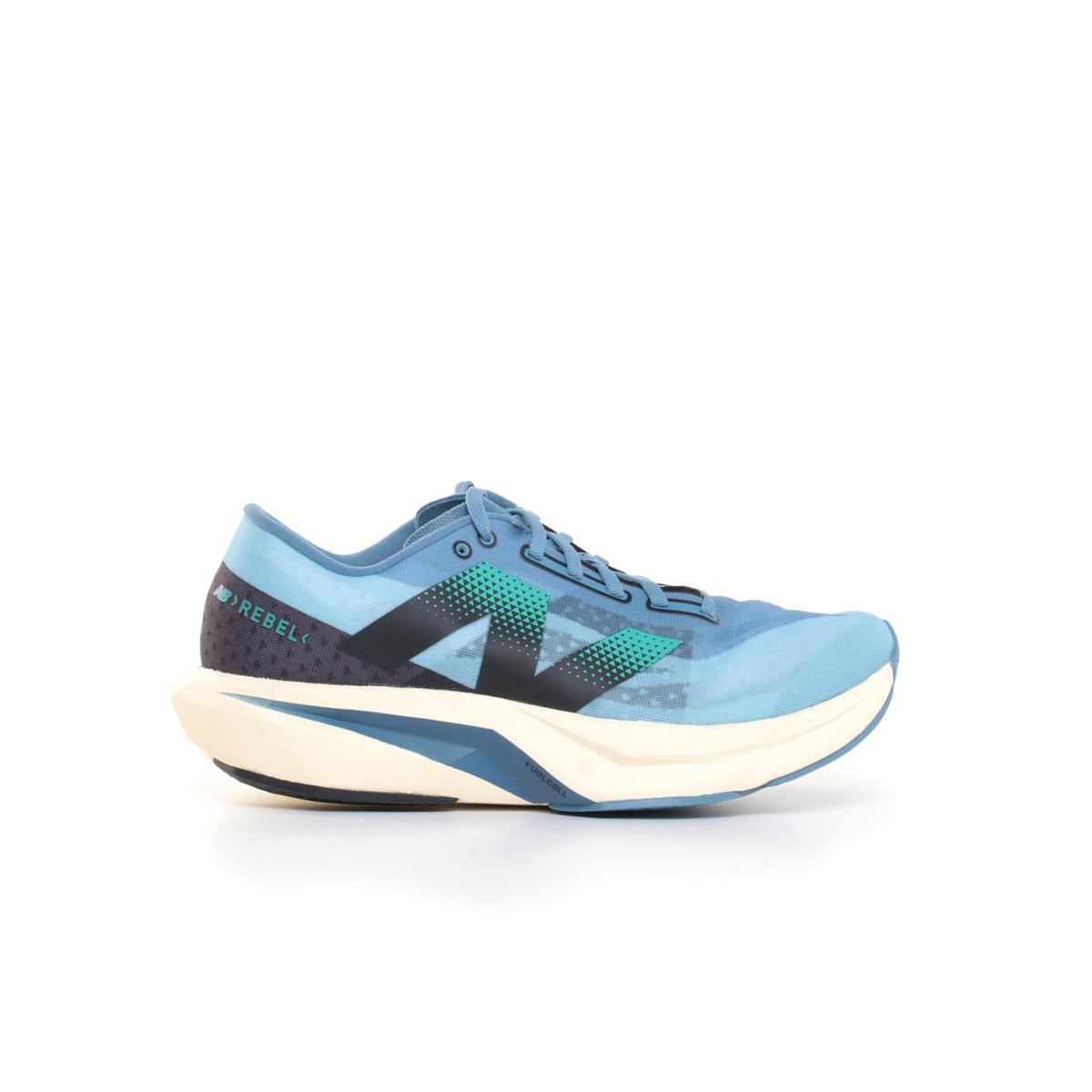 NEW BALANCE FUELCELL REBEL V4