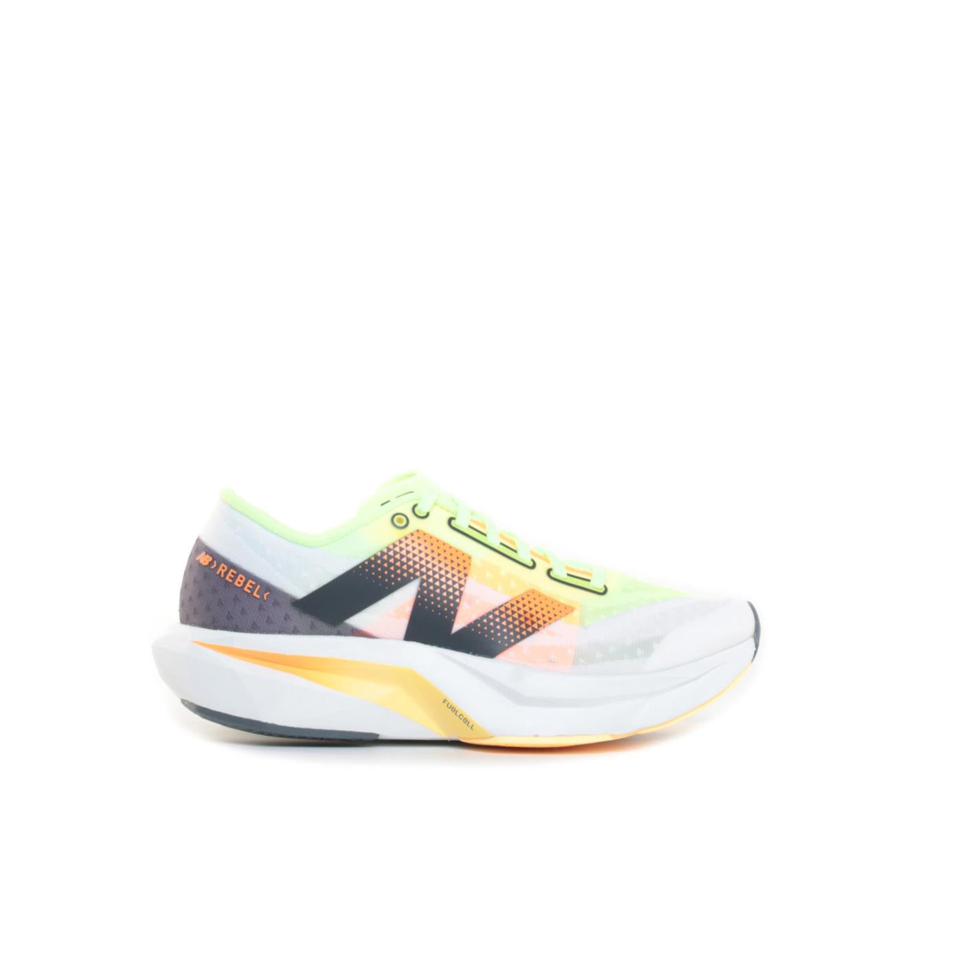 NEW BALANCE FUELCELL REBEL V4 WOMAN