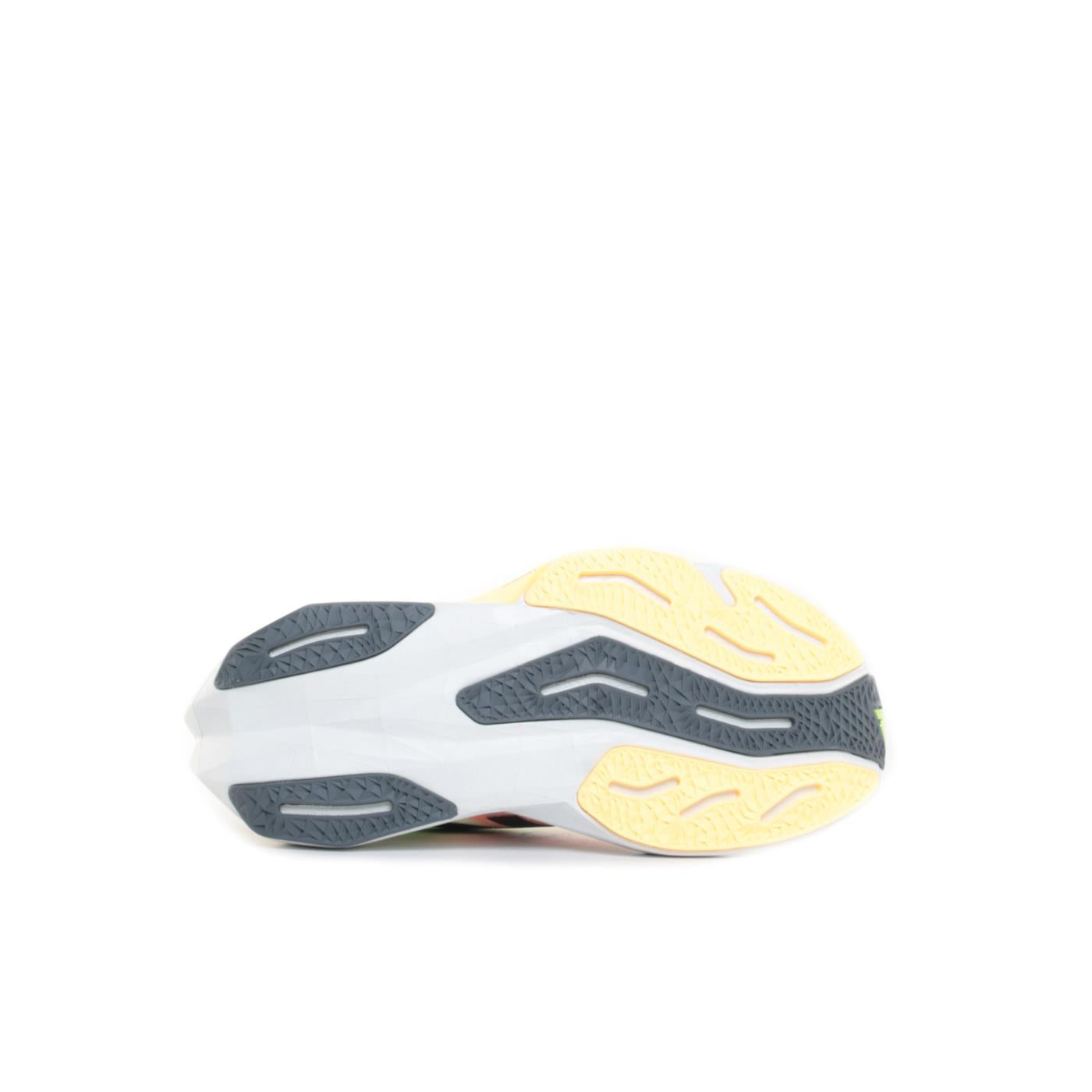 NEW BALANCE FUELCELL REBEL V4 WOMAN