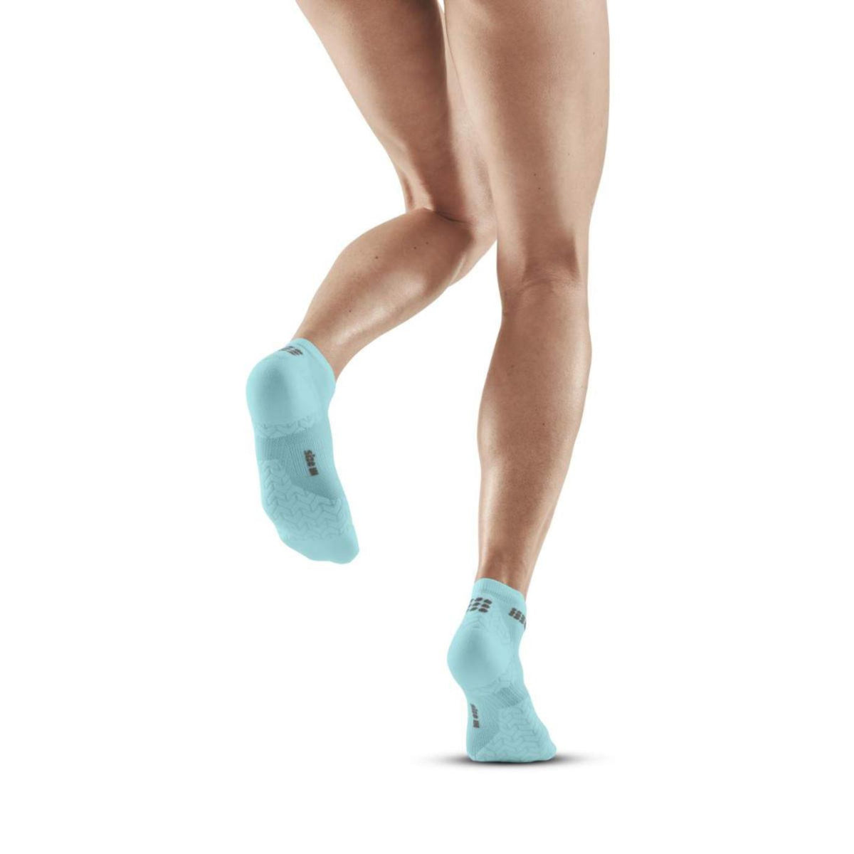 CEP ULTRALIGHT LOW CUT WOMAN